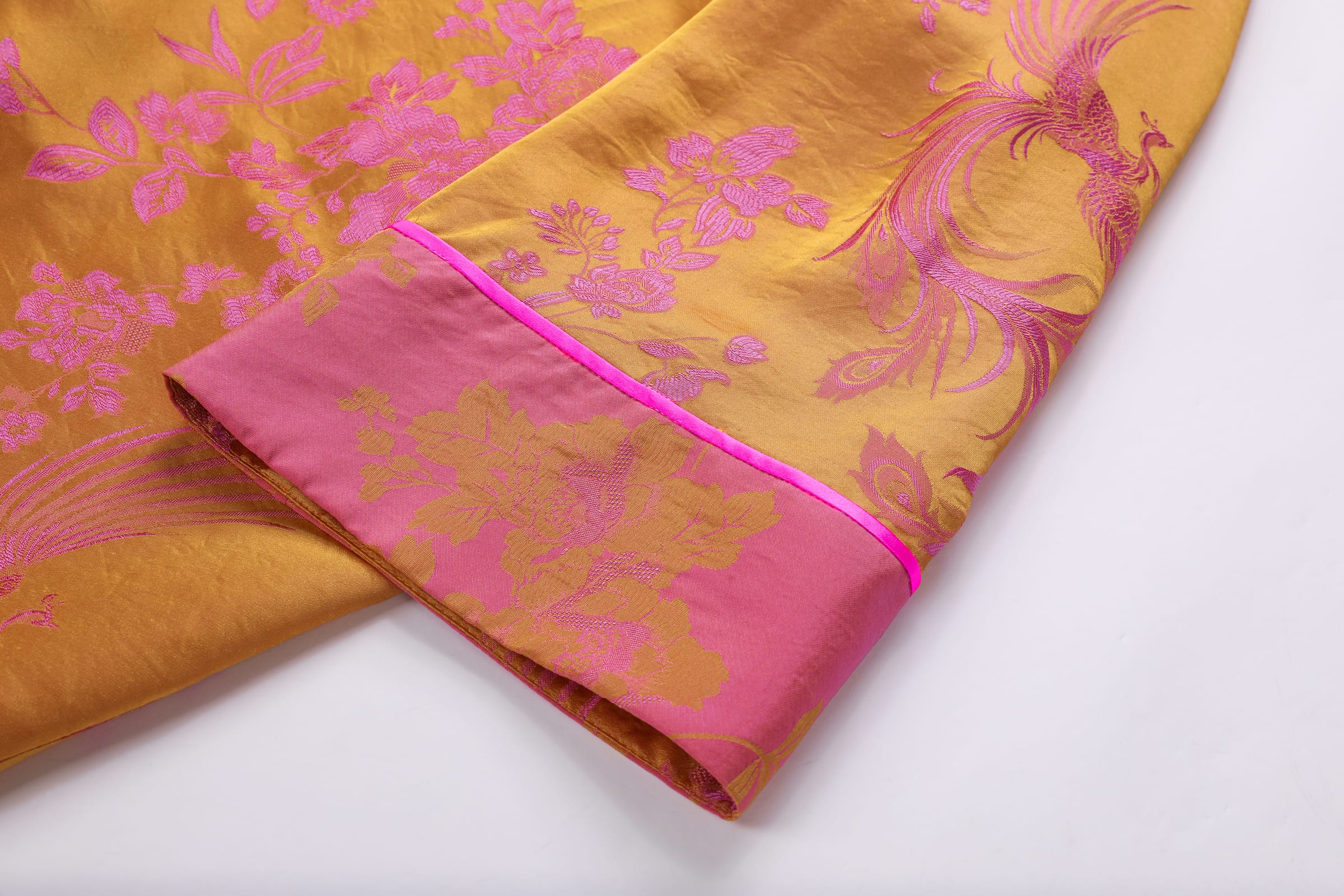 Phoenix Brocade Abaya Neon Pink - image 5