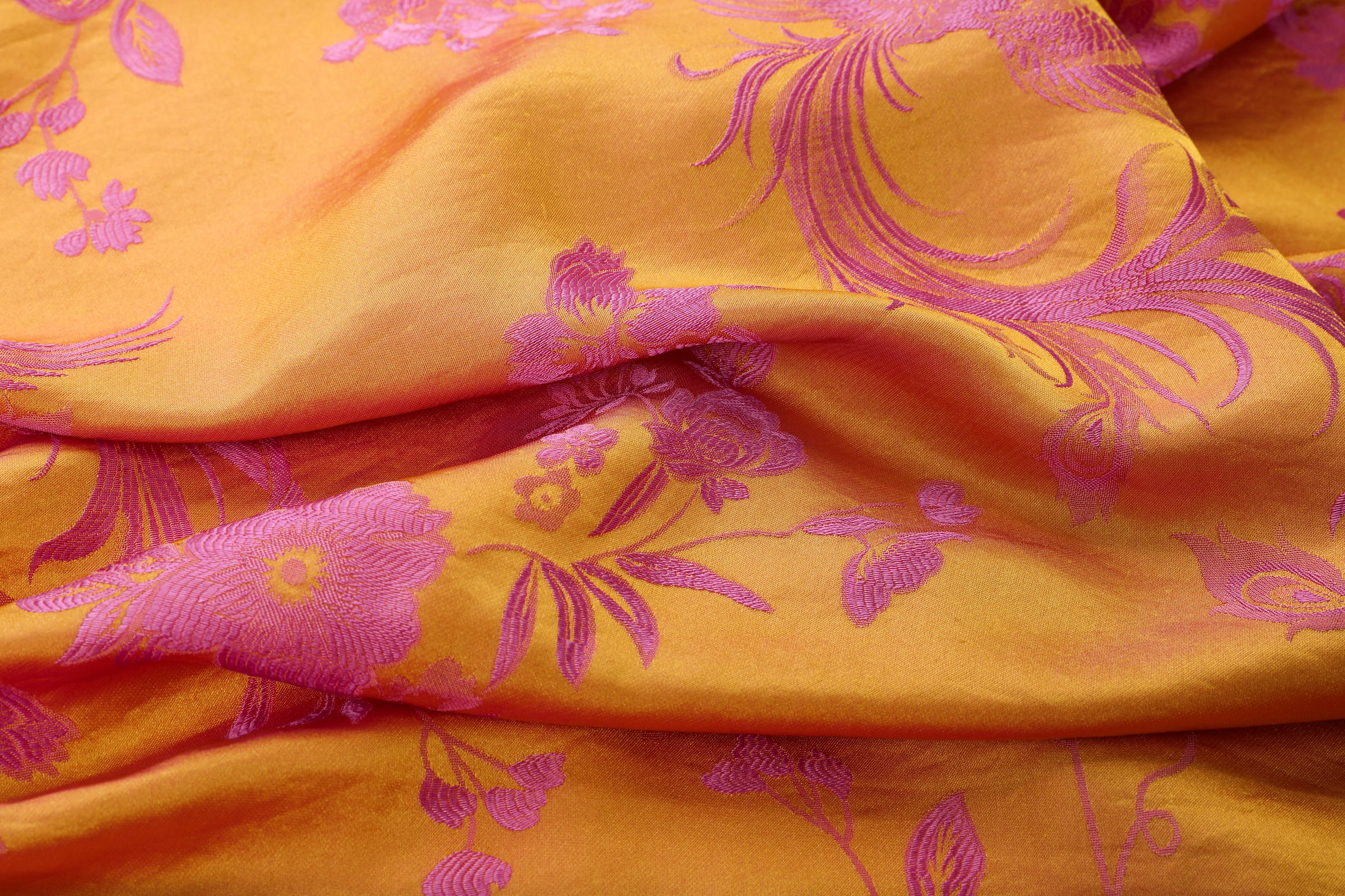 Phoenix Brocade Abaya Neon Pink - image 9