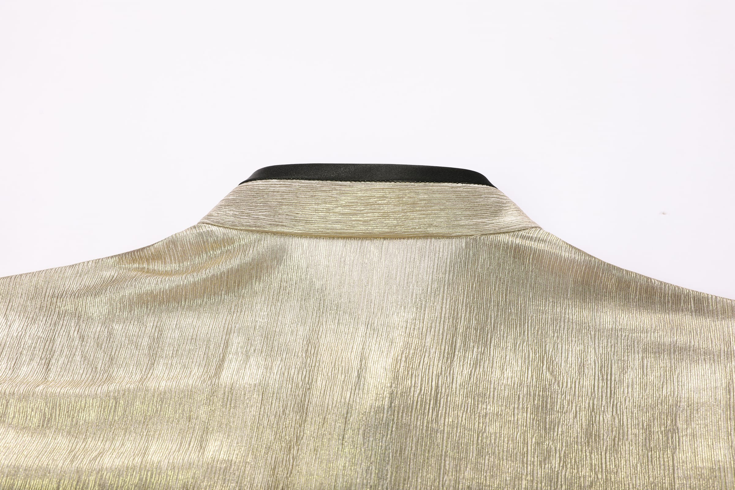 Liquid Gold Pleated Abaya - image 9