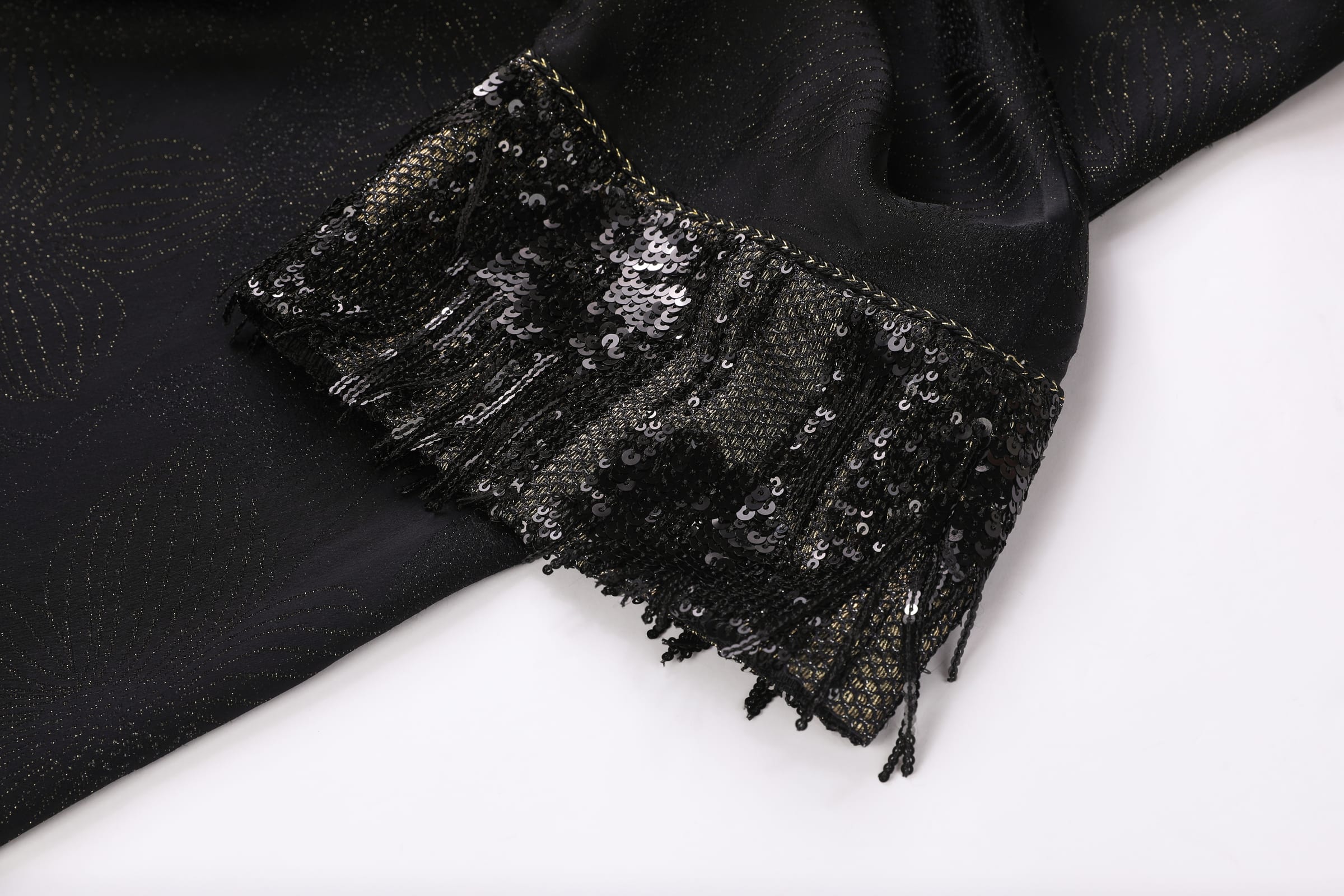 Metallic Knit Fringe Abaya - image 7
